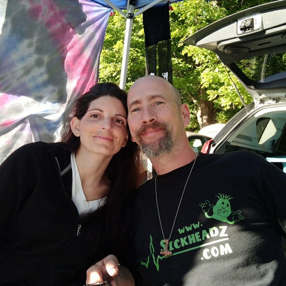 Meet your Posher, John and Nichole - Picture 3 of 7